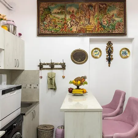 Natalie's Gallery Apartment Belgrade